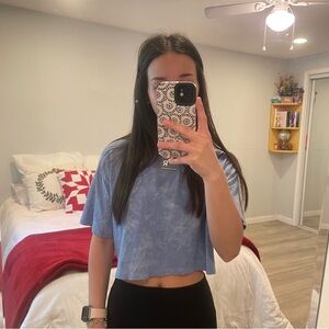 loose hollister crop top